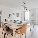 AH DROITE Gorgeous apartment Champs Elysées - 6P